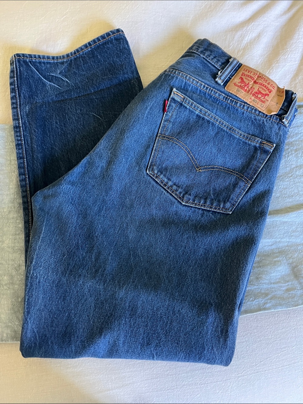 LEVIS Vintage 501 Denim Jeans Classic Button Fly High Rise Mom Straight Leg 37